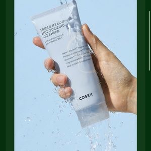 Best Beauty Group -
COSRX Hydrium
Triple Hyaluronic
Moisturizing
Cleanser Wash